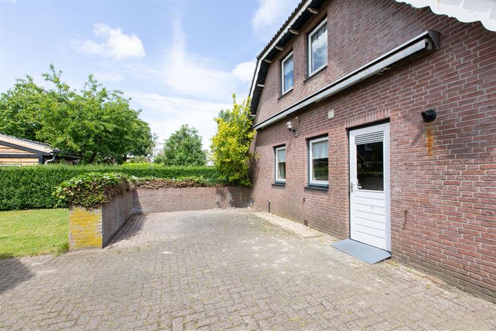 Bekijk foto 30 van Laagstraat 9