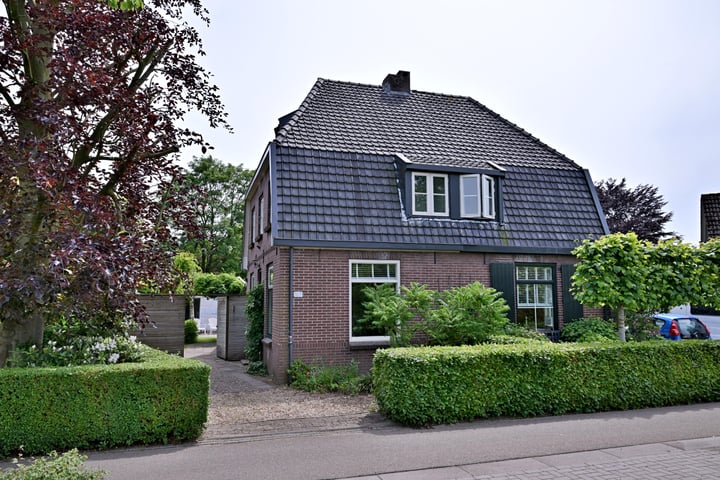 Bekijk foto 51 van Arnhemsestraat 107