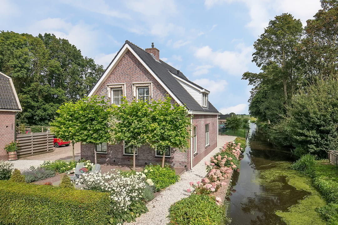 Foto 1 van Schuwacht 158