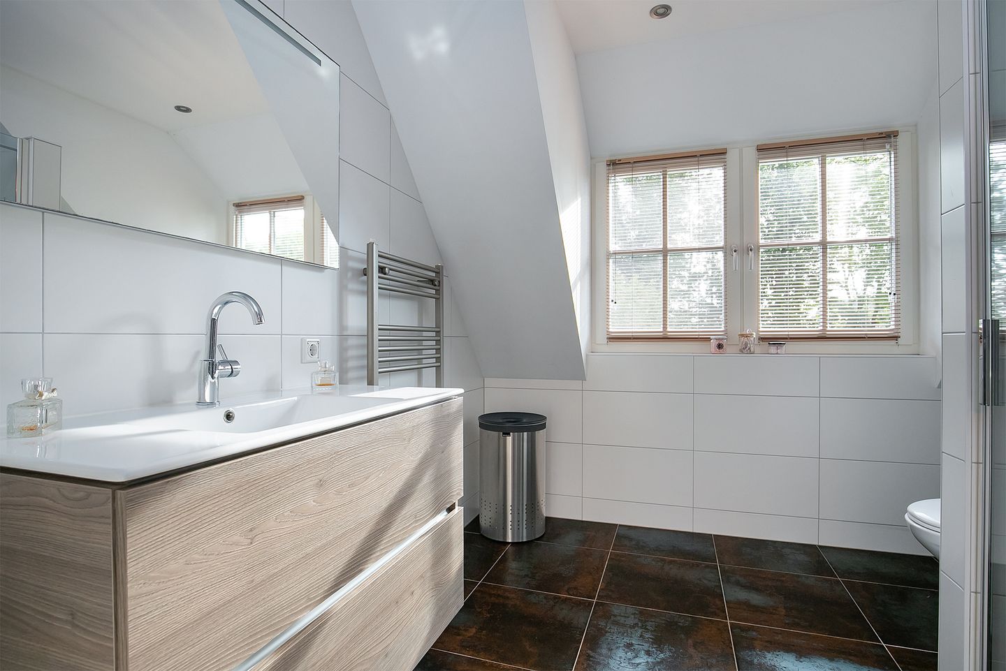 Foto 40 van Schuwacht 158