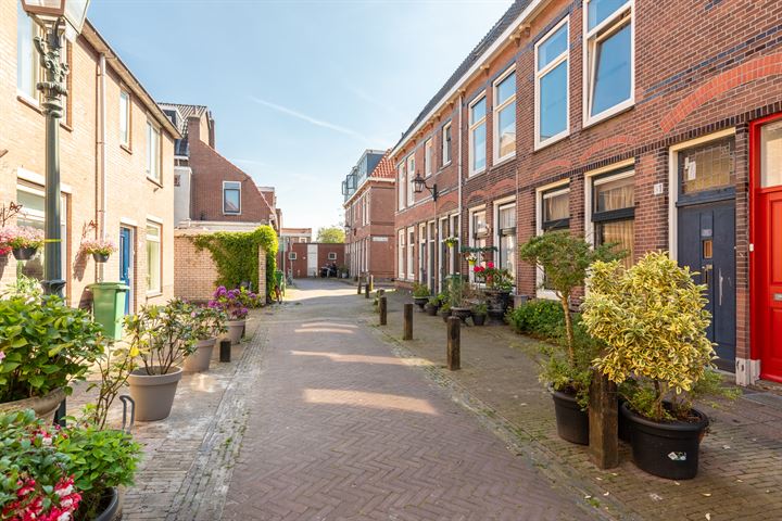 Bekijk foto 3 van Kerkhofstraat 27-ZW