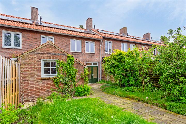 Bekijk foto 16 van Kastanjestraat 46