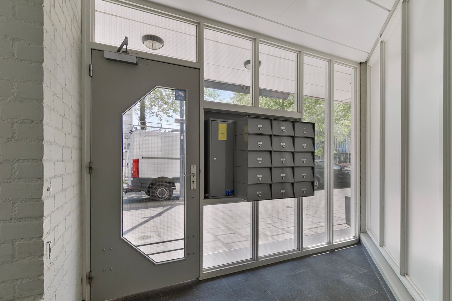 Photo 5 of Pastoor Petersstraat 107