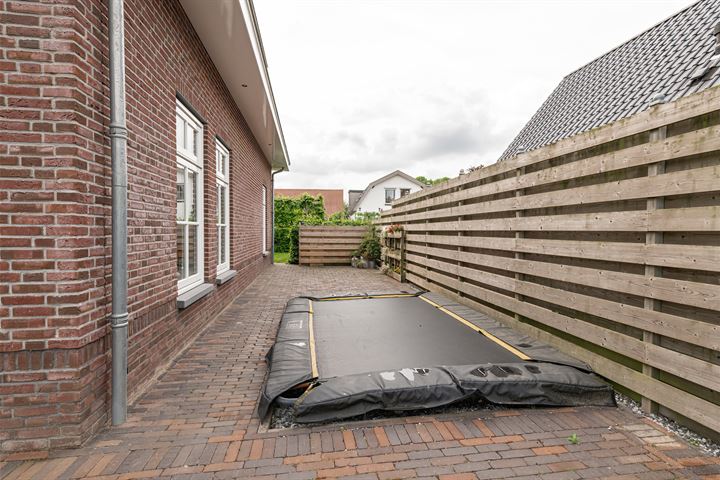 Bekijk foto 32 van Uiterdijk 31