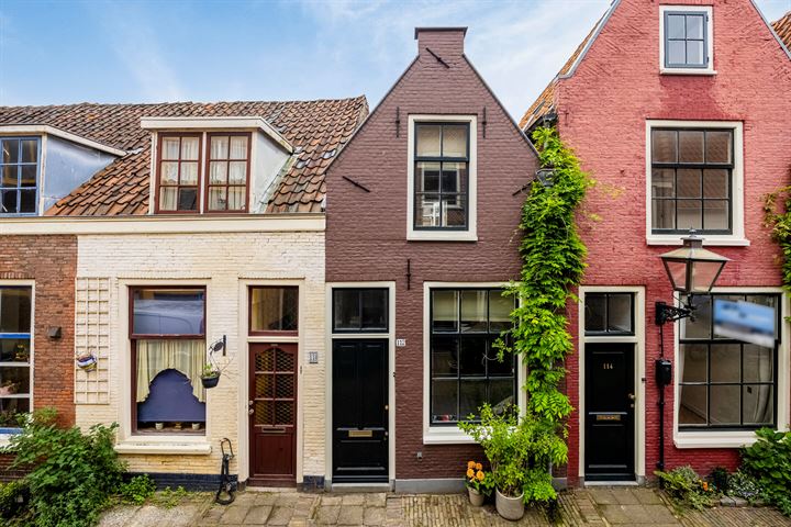 Bekijk foto 1 van Vestestraat 112