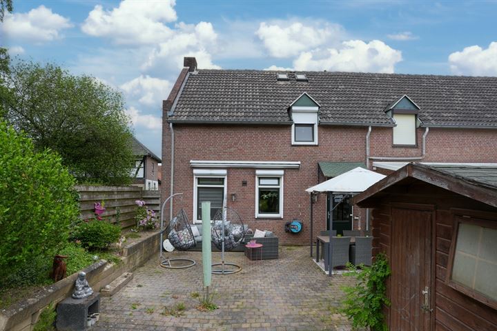 Bekijk foto 1 van Pingerweg 37