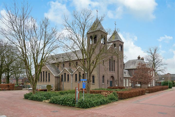 Bekijk foto 2 van Kerkstraat 32