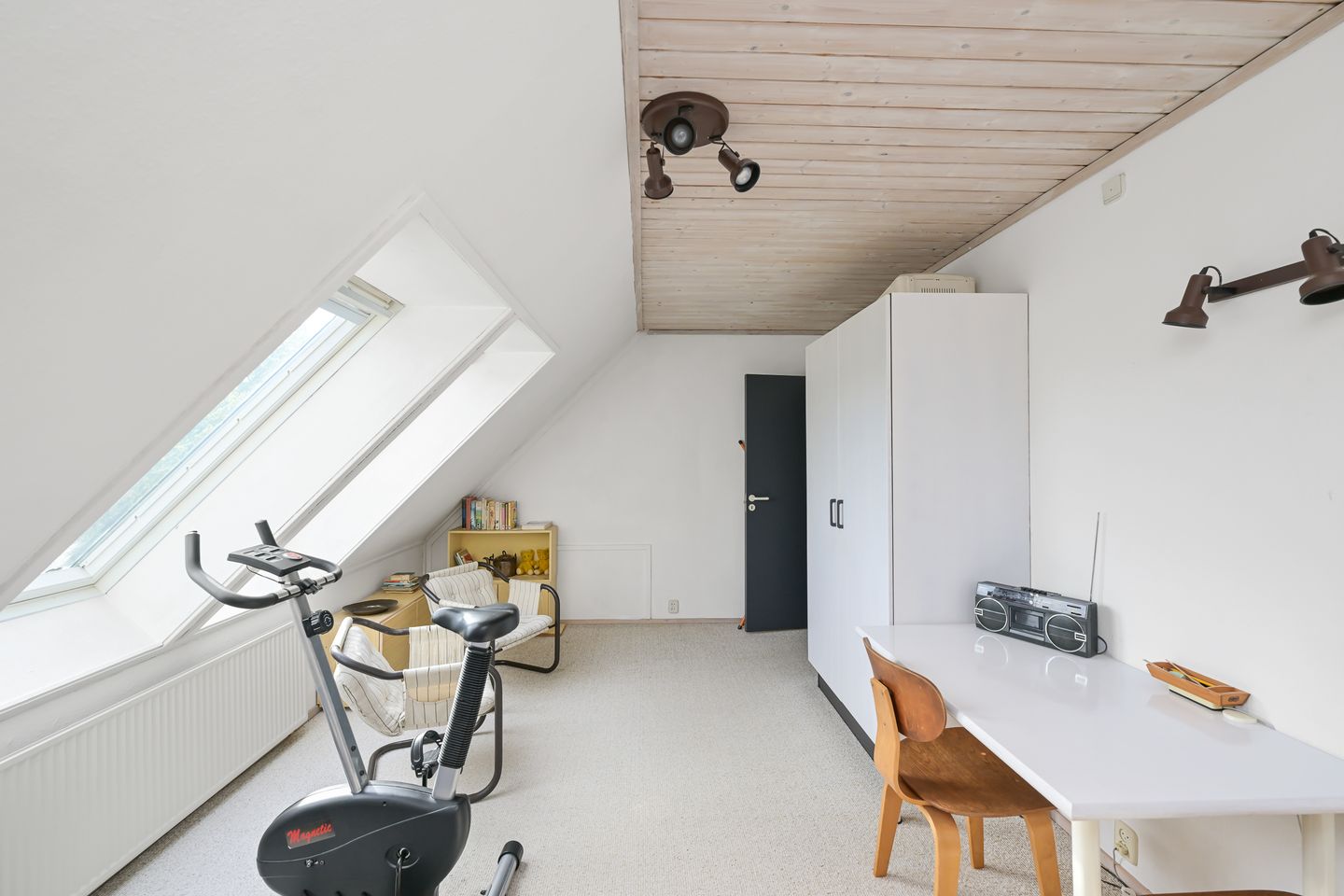 Photo 29 of Zuideinde 32-E