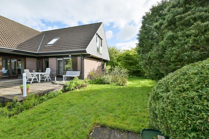 Foto 36 van Zuideinde 32-E