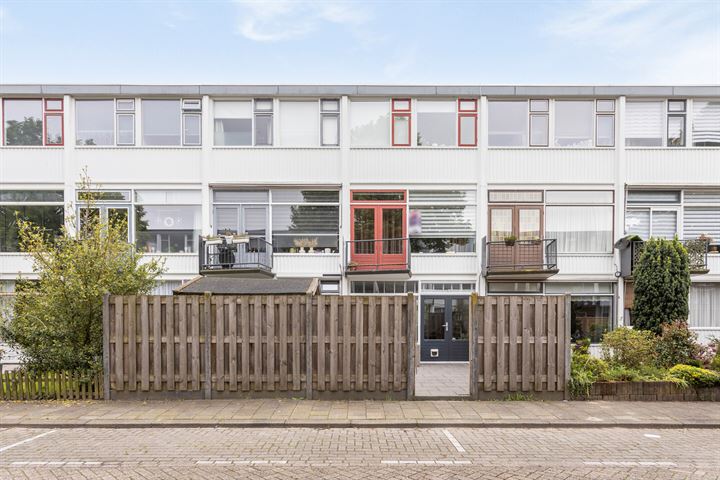 View photo 31 of Henegouwsestraat 3