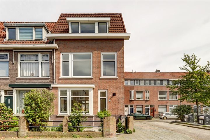 Bekijk foto 4 van Richard Holstraat 39