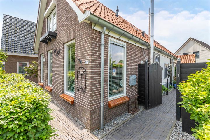 Bekijk foto 37 van Hellingstraat 57