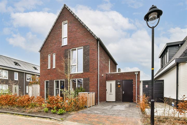 Bekijk foto 1 van Polykarp Kuschstraat 14