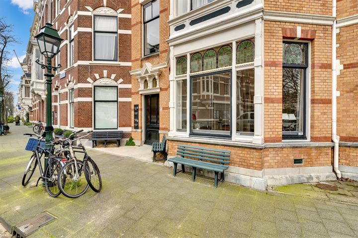 Bekijk foto 39 van Sweelinckplein 37