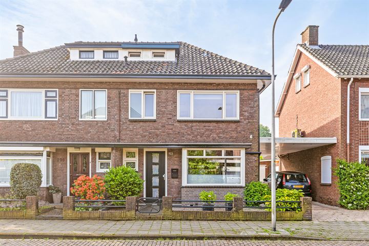 Bekijk foto 33 van Minkmaatstraat 296