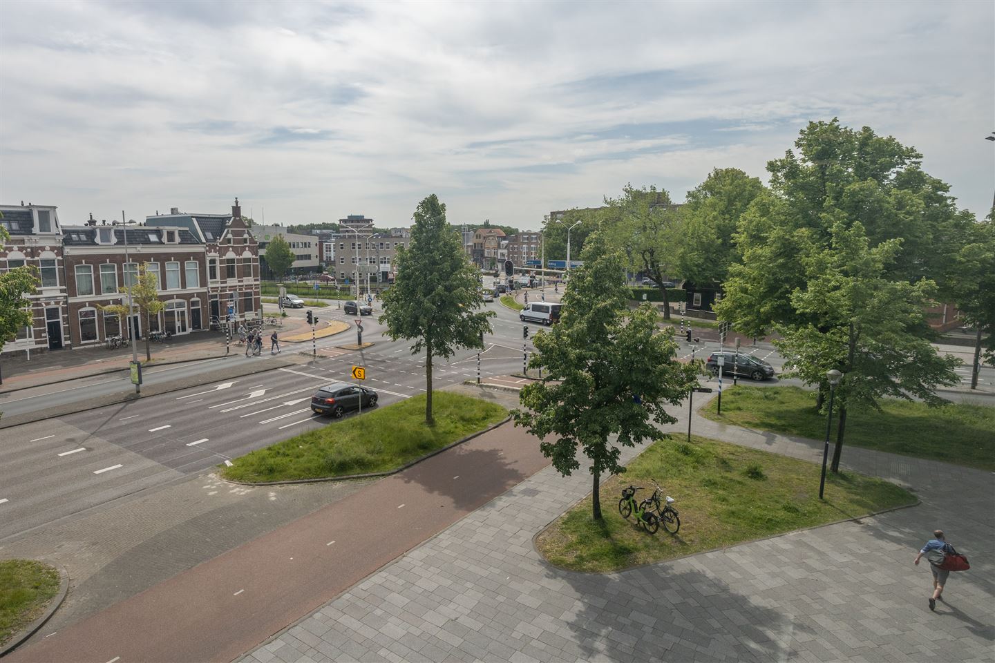 Bekijk foto 4 van Zuiderplein 4