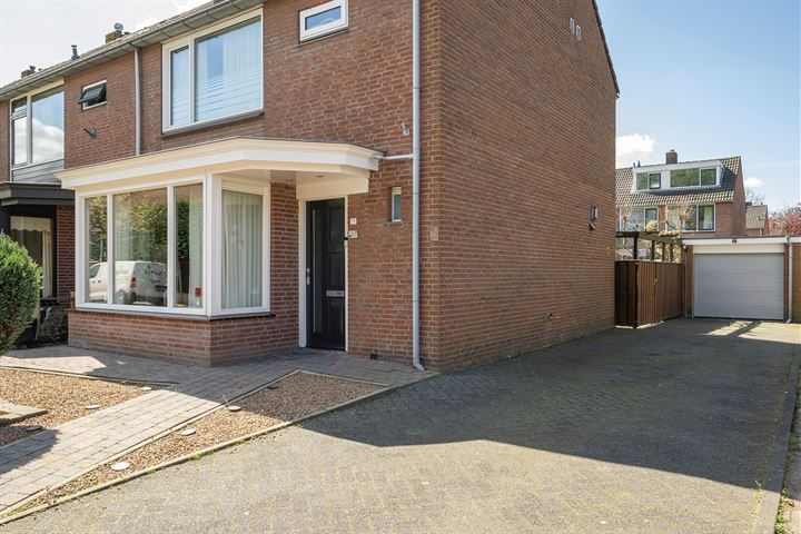 Bekijk foto 4 van Bartokstraat 11