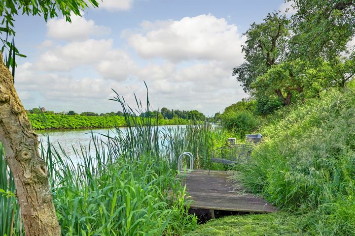 Bekijk foto 45 van Dorpsdijk 52