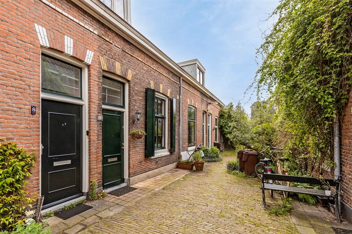 View photo 4 of Van der Tasstraat 10