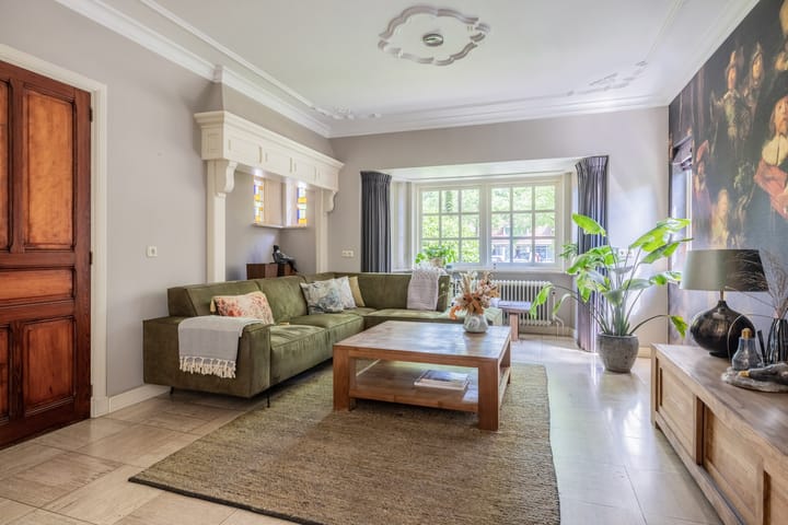 Foto 14 van Sint Josephplein 13