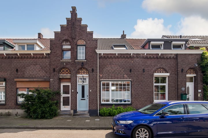 Bekijk foto 1 van Pepijnstraat 172