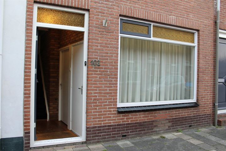 Bekijk foto 2 van Visstraat 102