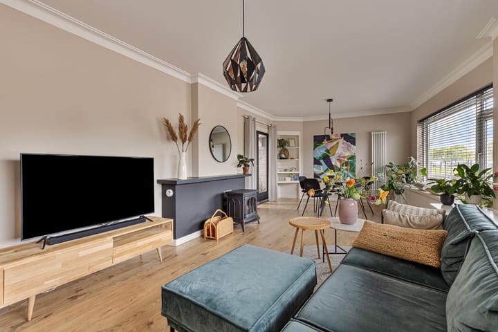 Foto 10 van Parallelweg 1