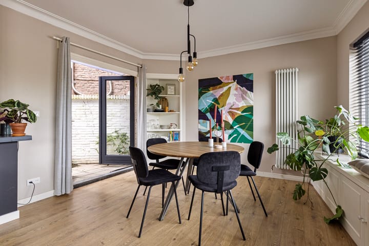 Foto 15 van Parallelweg 1