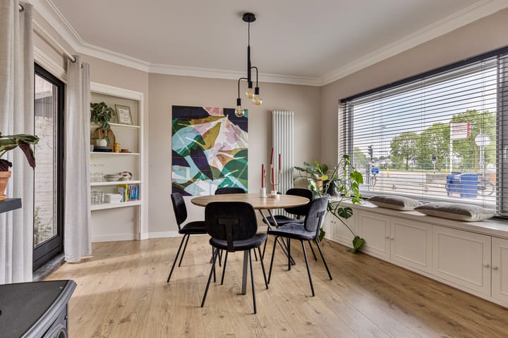 Foto 14 van Parallelweg 1