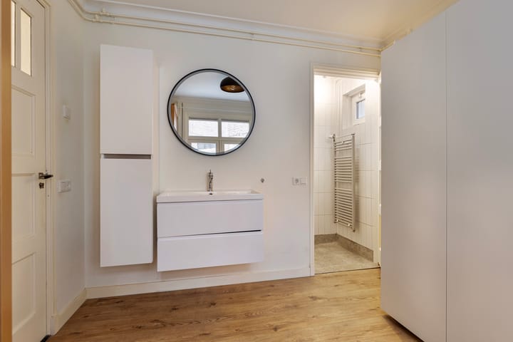 Foto 24 van Parallelweg 1