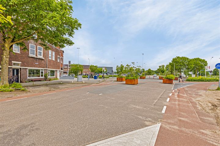 Bekijk foto 34 van Parallelweg 1