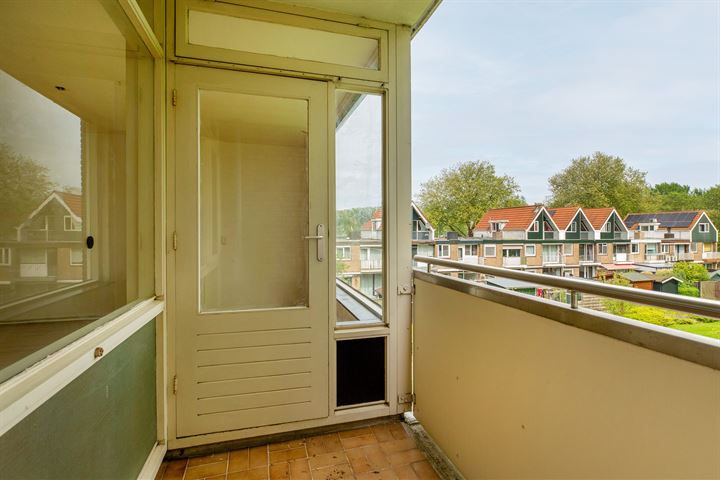 View photo 9 of Platostraat 54