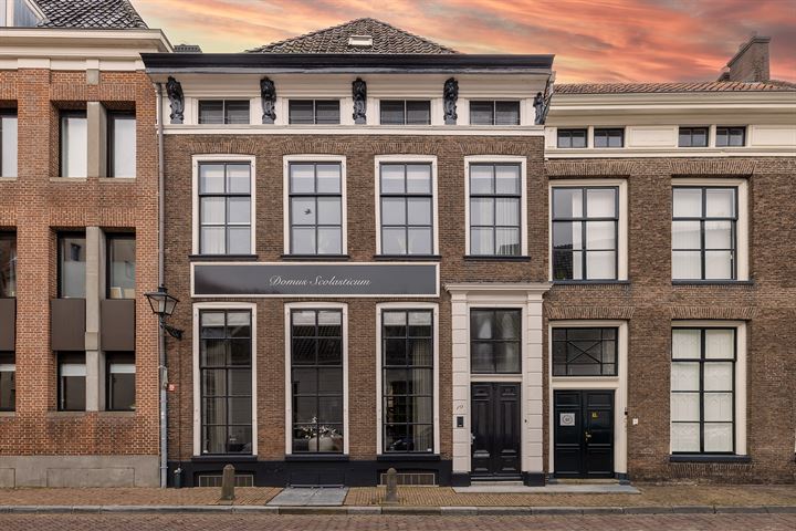 Bekijk foto 2 van Praubstraat 19