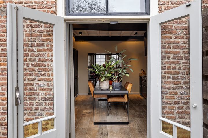 Bekijk foto 32 van Praubstraat 19