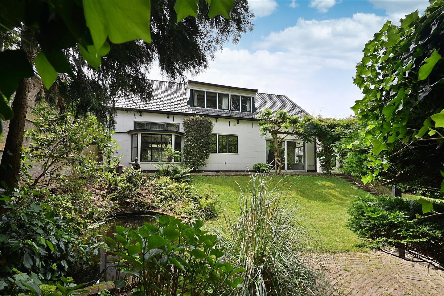 Foto 1 van Brugstraat 12