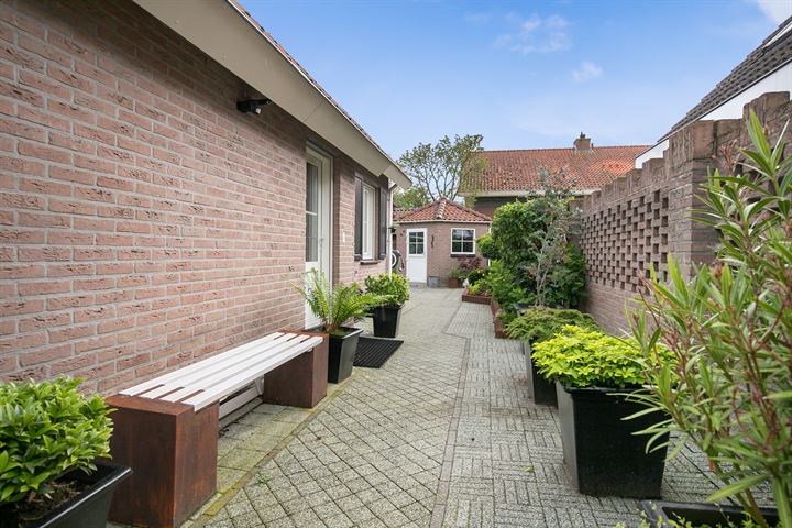 Bekijk foto 39 van Zeekraal 51