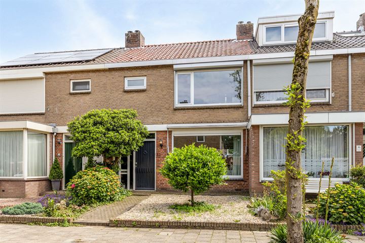 Bekijk foto 31 van Robijnstraat 38