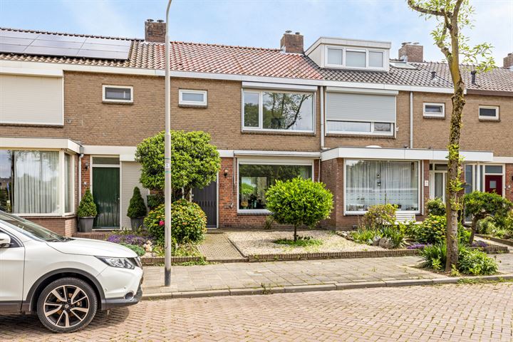 Bekijk foto 32 van Robijnstraat 38