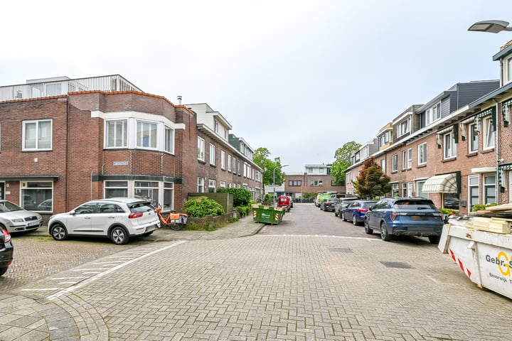 Bekijk foto 49 van Semarangstraat 12