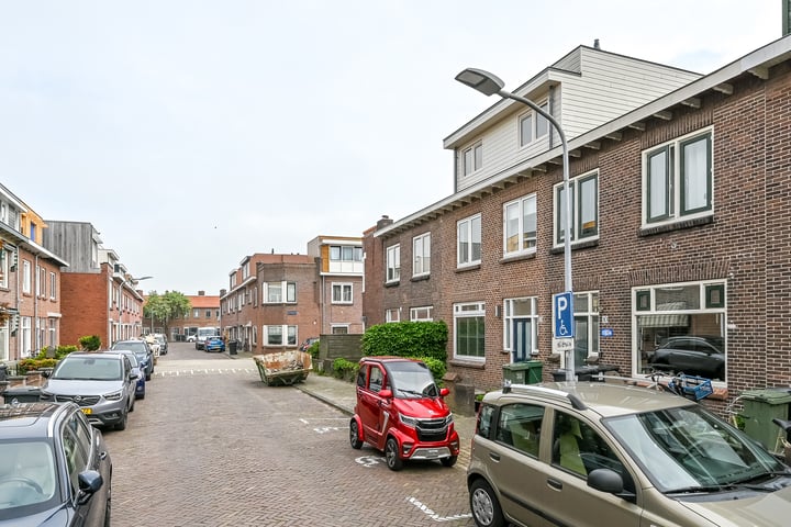 Bekijk foto 50 van Semarangstraat 12