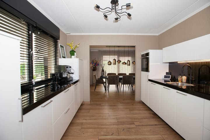 Photo 21 of Vreehorstweg 23