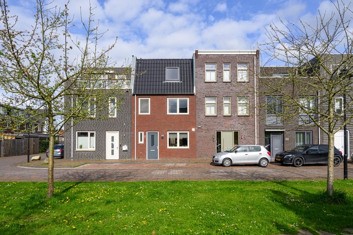 Bekijk foto 1 van Gustav Hertzstraat 26