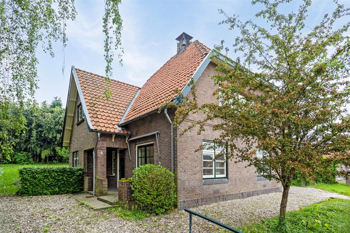 Bekijk foto 4 van Ettemastraat 5