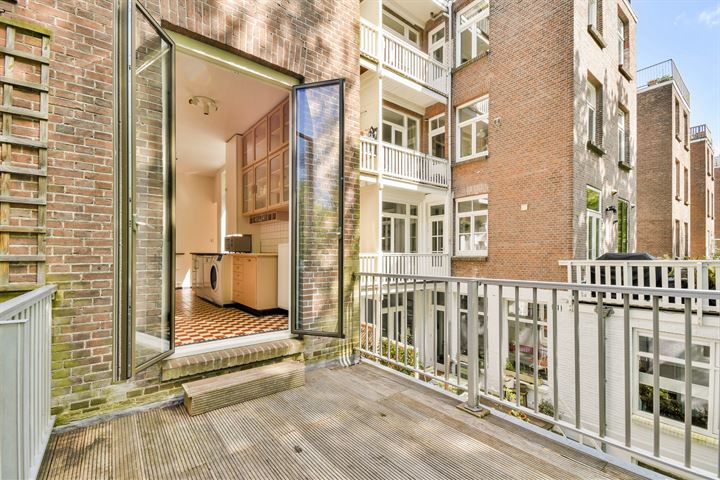 Bekijk foto 16 van Zocherstraat 67-1