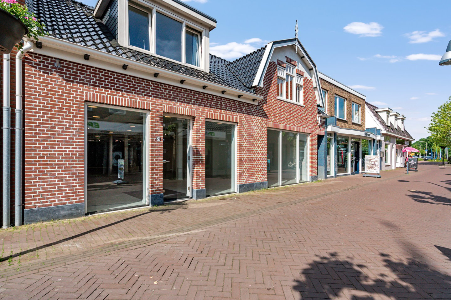 Bekijk foto 4 van Tolberterstraat 21