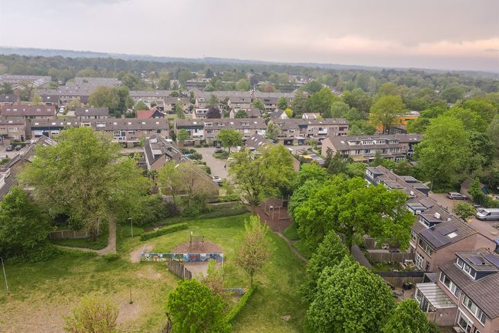 Bekijk foto 46 van Zwaluwstraat 33