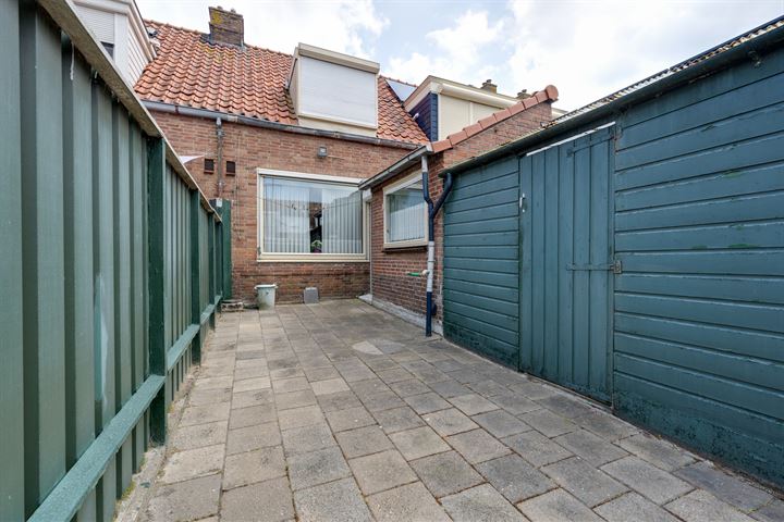 View photo 24 of Prinses Beatrixstraat 23