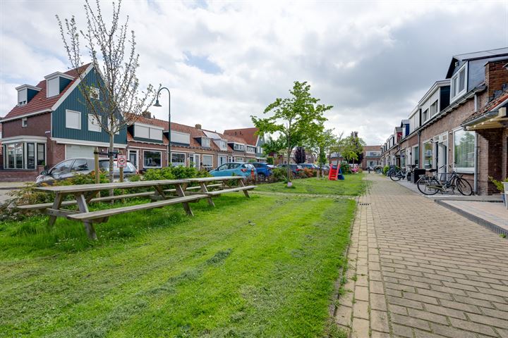 Bekijk foto 39 van Prinses Beatrixstraat 23