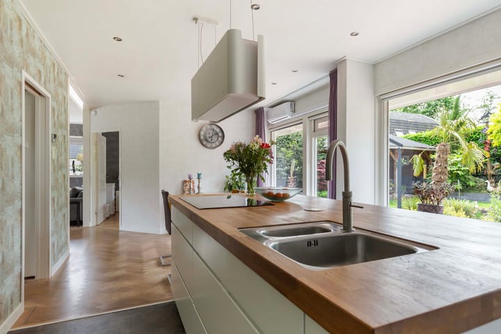 Foto 15 van Hoenderparkweg 46