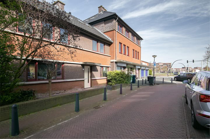 Foto 2 van Luchtenburglaan 13